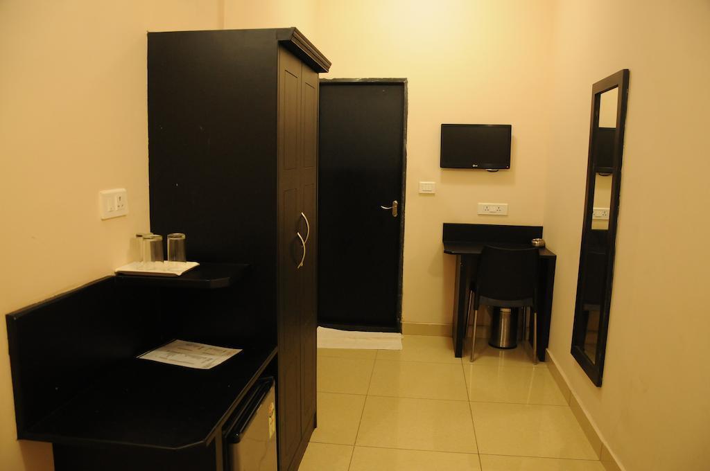 Hotel Sri Krishna Residency Udupi Esterno foto