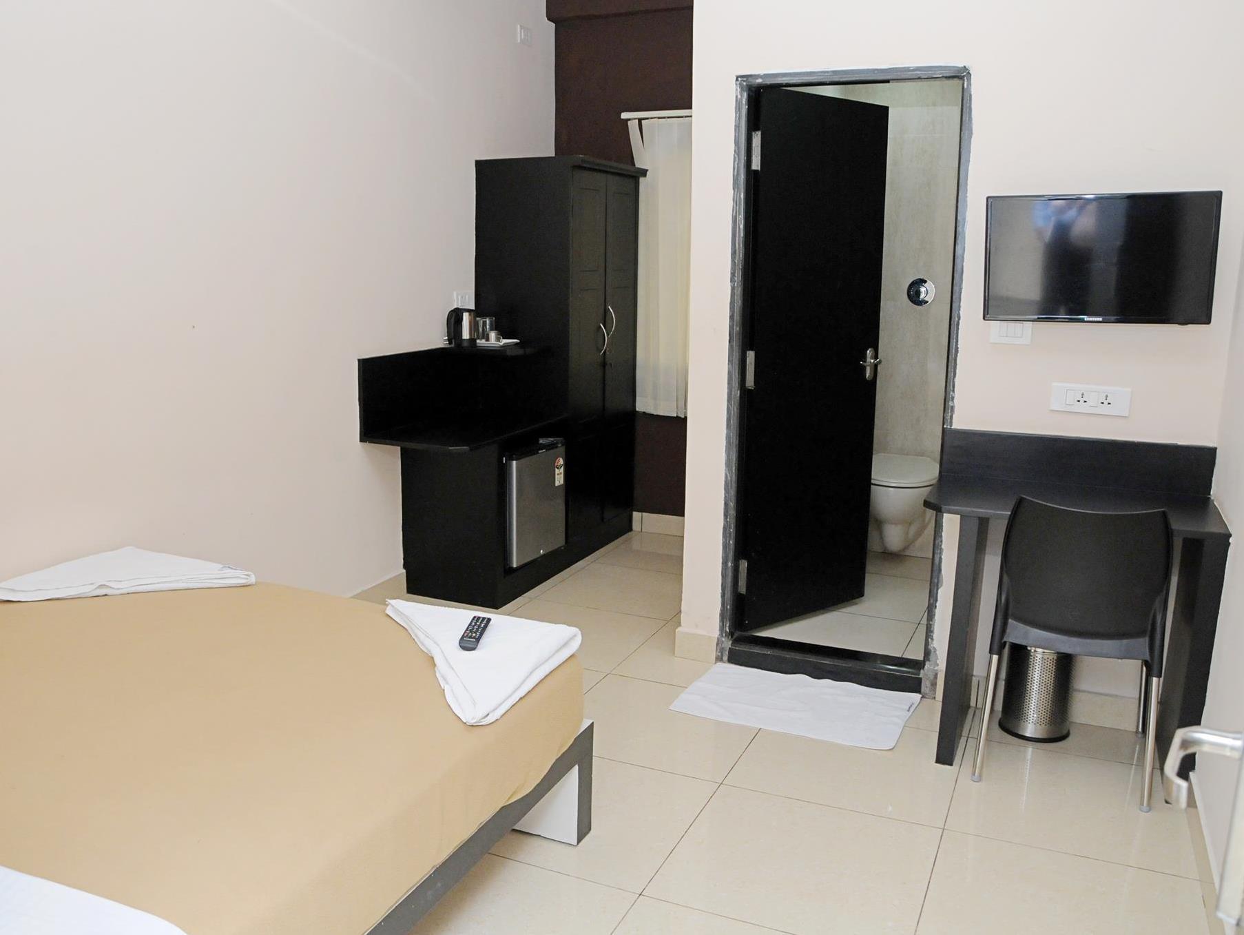 Hotel Sri Krishna Residency Udupi Esterno foto