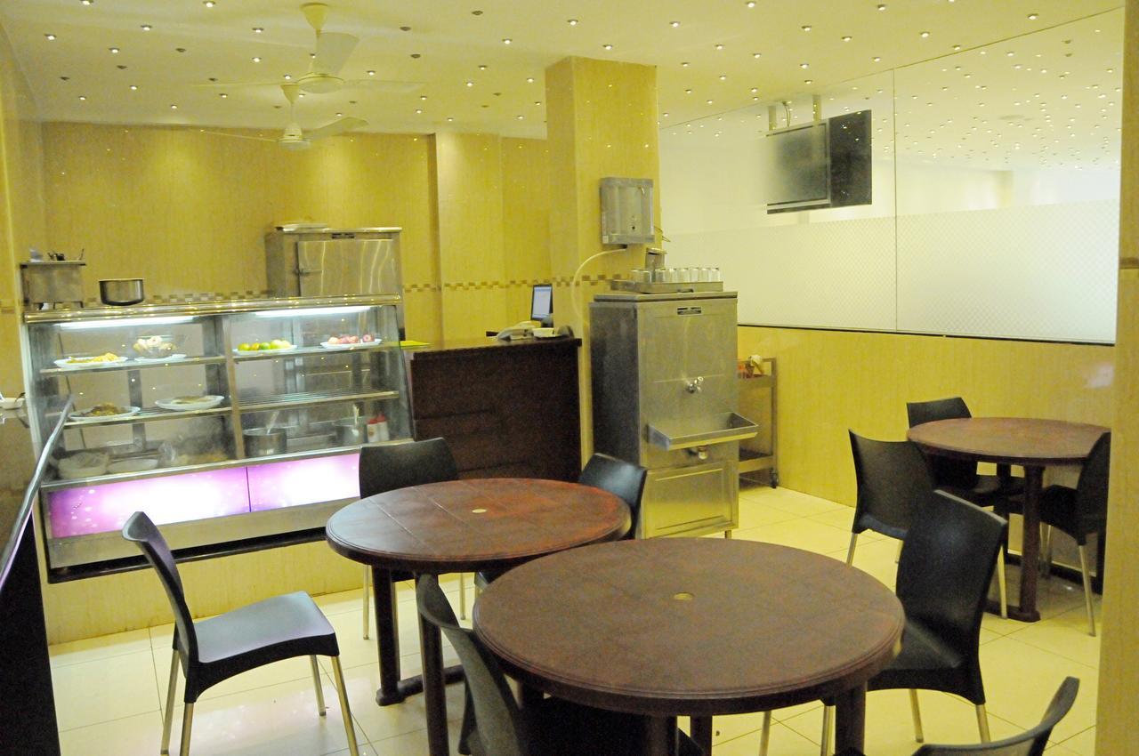 Hotel Sri Krishna Residency Udupi Esterno foto